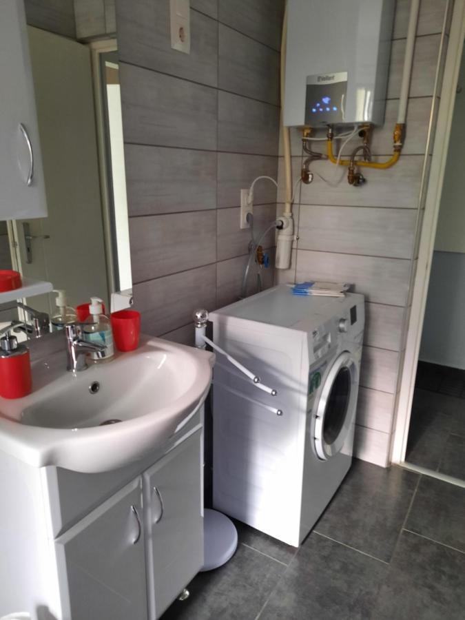 Kodaly Apartman Еґер Екстер'єр фото